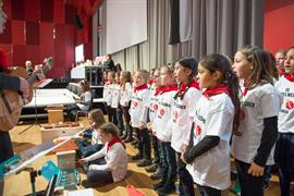 Ancora bambini sul palco del Dreier Landtag a Schwaz
