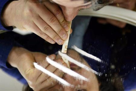 Disegno di legge contro il consumo di droghe: più informazione e formazione tra i giovani