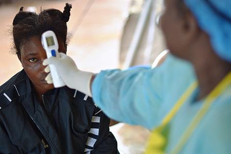 Virus Ebola, diffusione in Trentino altamente improbabile. L'Azienda sanitaria vigila sui profughi