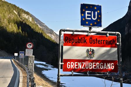 L'Austria chiude la frontiera del Brennero. Dorigatti: sbagliato sacrificare i diritti alla sicurezza
