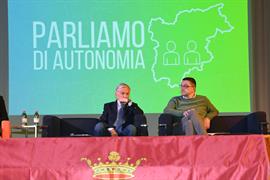 I presidenti Walter Kaswalder e Maurizio Fugatti durante l'evento Parliamo di autonomia