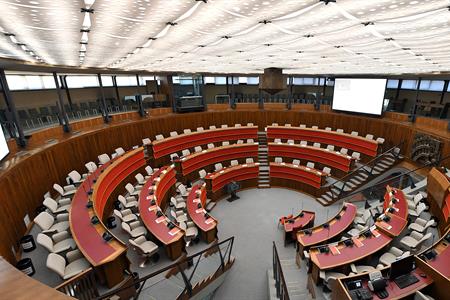 Lunga serie di mozioni discusse in Consiglio provinciale