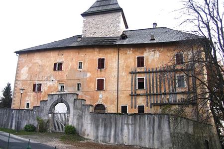 Bisesti: niente restauro per Castel Malosco, anche perché manca un progetto di valorizzazione
