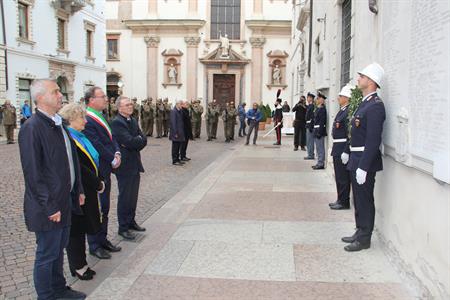 Il Presidente Dorigatti commemora i caduti di tutte le guerre