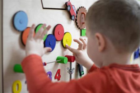 Disturbi dello spettro autistico: approvato il disegno di legge del Pd. Si anche a quattro mozioni