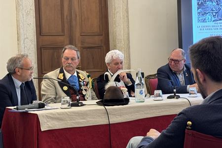 Inaugurata la mostra '1915-2025 La guerra sulla porta di casa - Der Krieg vor der Haustür'