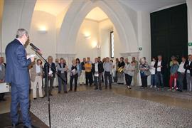 L'atrio d'ingresso a palazzo Trentini durante l'inaugurazione della mostra dedicata a Bruno Detassis