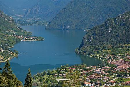 Salvare il lago d'Idro, 1259 firme consegnate al Presidente del Consiglio provinciale