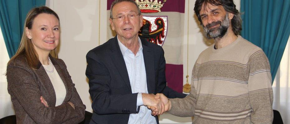 Difensore civico, la comunità della valle dei Laghi firma la convenzione