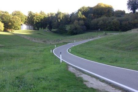 Strada stretta a Bordala, rinnovato l'appello a realizzare l'allargamento