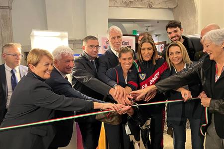 A palazzo Trentini inaugurata la mostra 'La magia delle torce olimpiche' visitabile fino a domenica