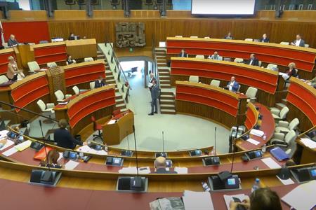 Orso, in Aula 10 risoluzioni. Approvata quella di Masè per autorizzare l'uso dello spray